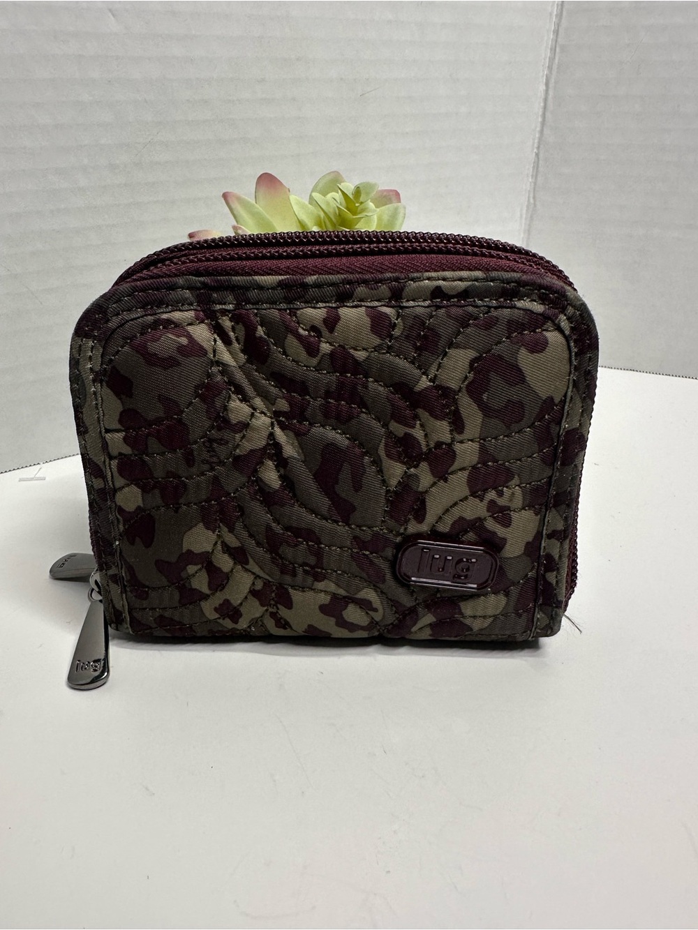 lug Quilted Camo Zip Card Wallet - Olive & Burgundy
